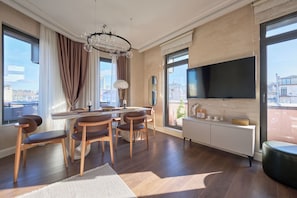 Apartment, Balcony, City View | Desk, laptop workspace, blackout drapes, soundproofing
