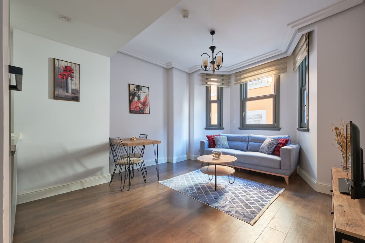 Economy Apartment, Balcony | Desk, laptop workspace, blackout drapes, soundproofing