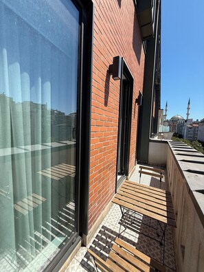 Deluxe Apart Daire, 1 Yatak Odası, Balkon, Şehir Manzaralı | Balkon