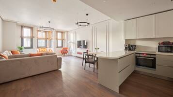 Luxury Apartment, 1 Bedroom | Premium bedding, individually decorated, individually furnished, desk