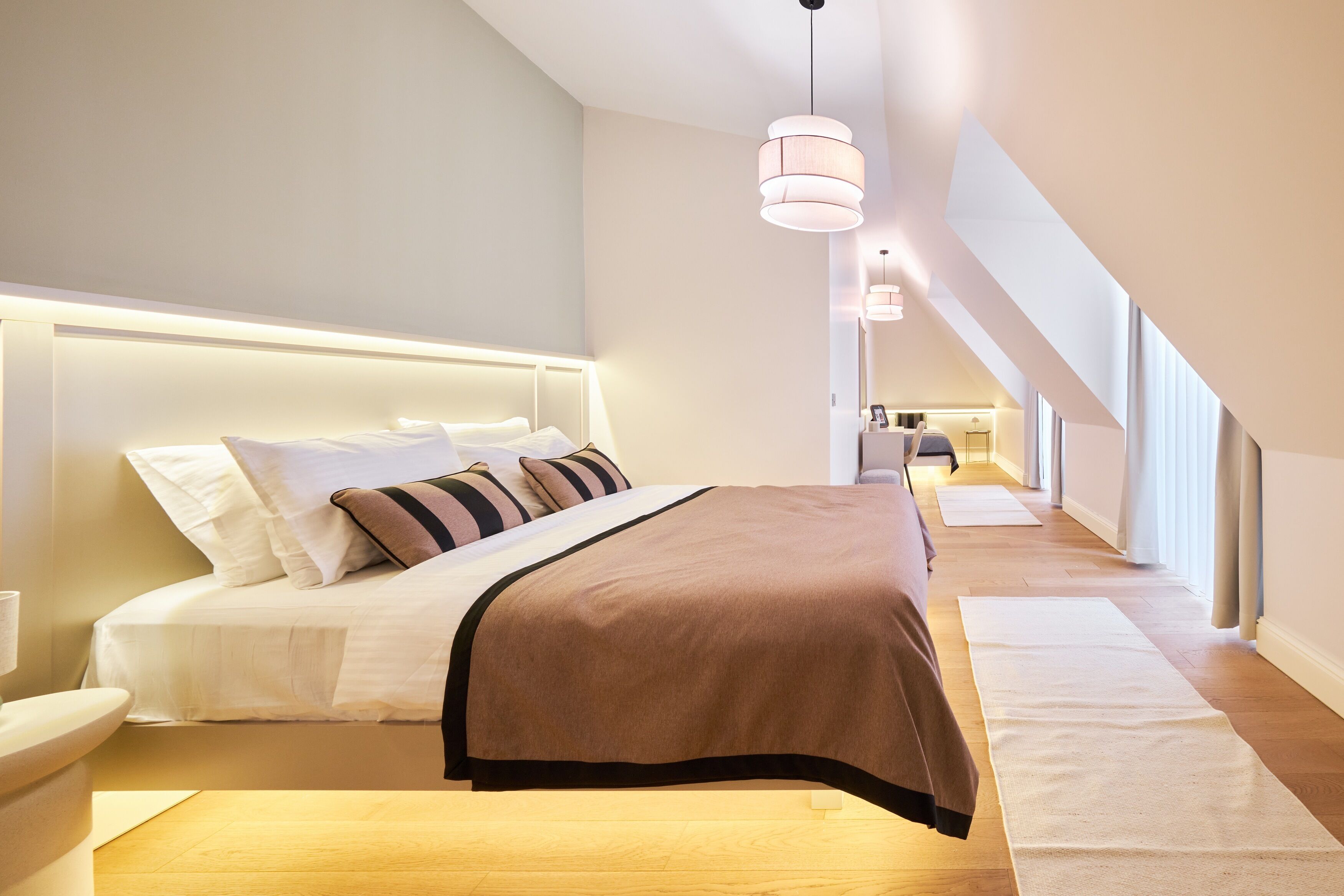 Appartement exclusif | Literie de qualité, décor unique, ameublement unique