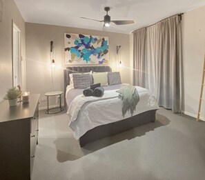 3 chambres, bureau, fer et planche à repasser, Wi-Fi gratuit