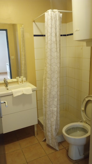 Towels, soap, toilet paper