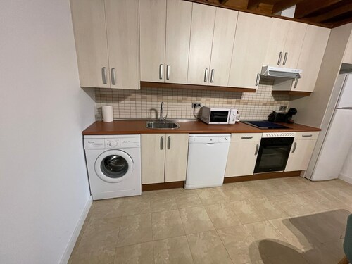 Perfect home in Madrid - Rent in Alcala 145 today!