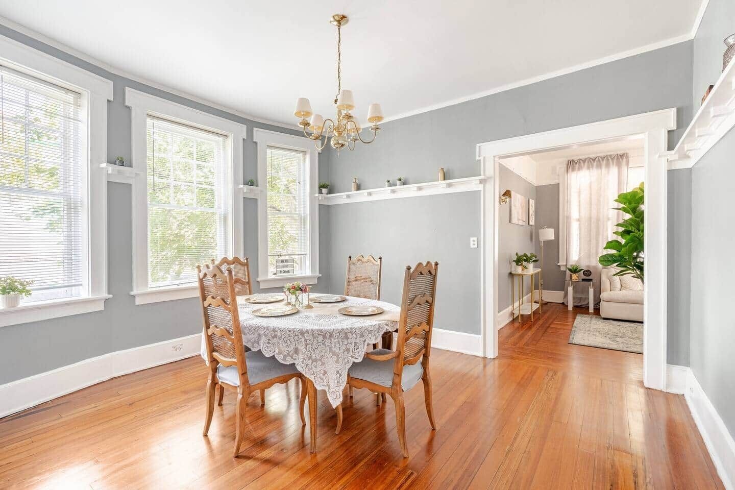 تناول الطعام