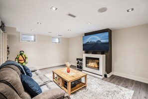 Smart TV, fireplace, video games, DVD player