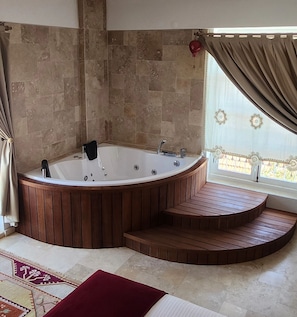 Exclusive Double Room, Balcony, Mountain View | Soundproofing, free WiFi