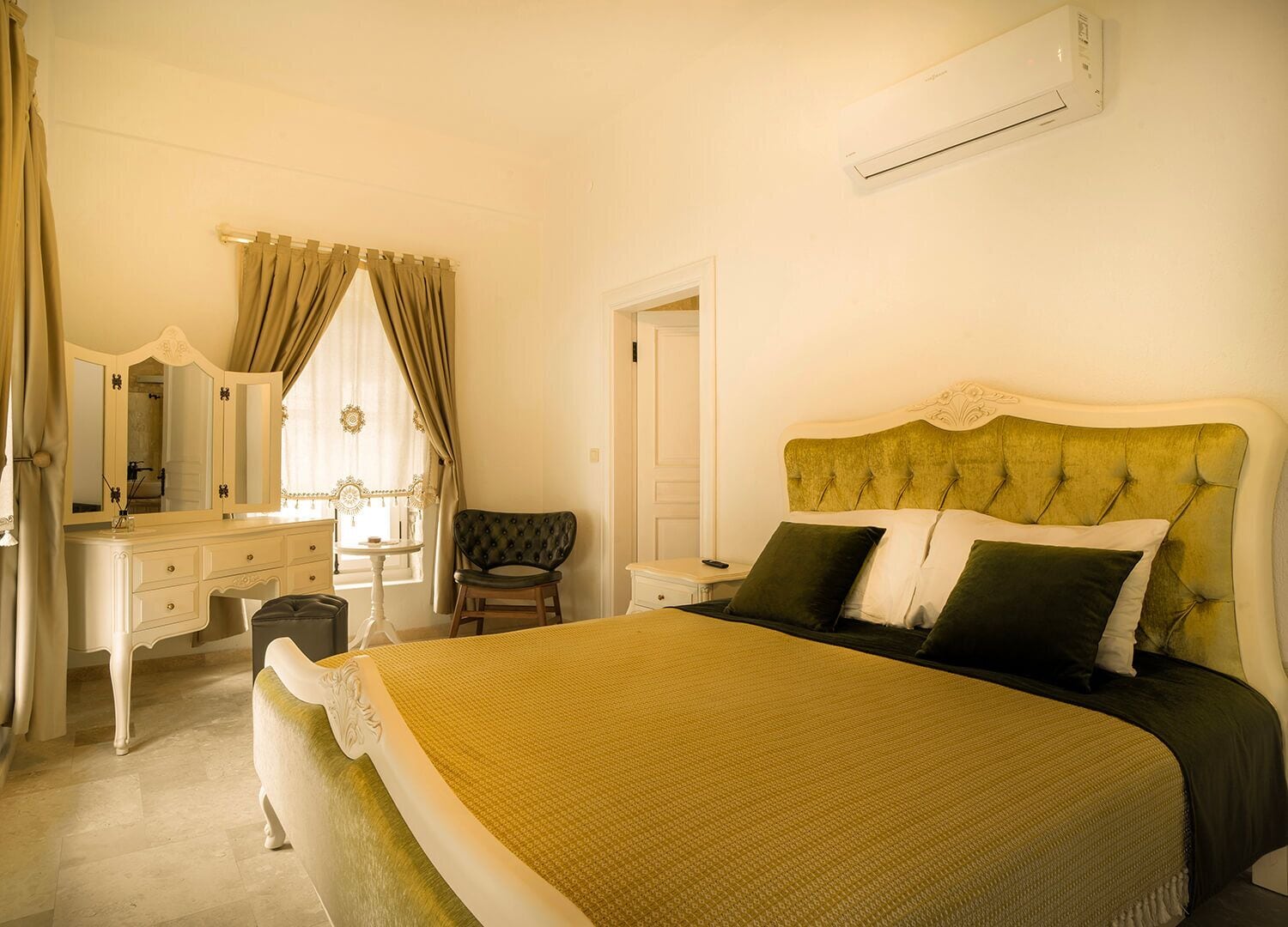 Standard Double Room, Courtyard View