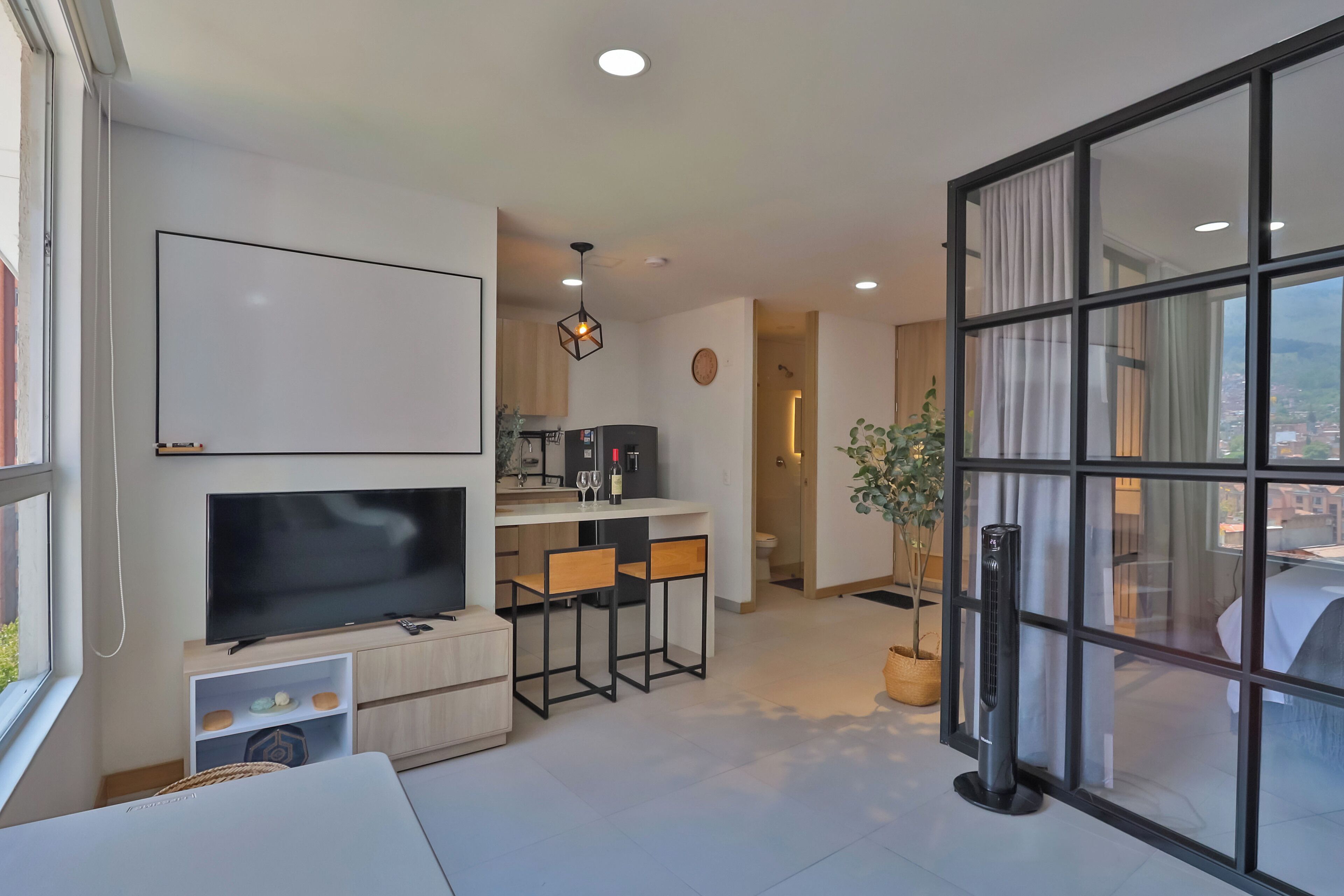 Desk, laptop workspace, free WiFi