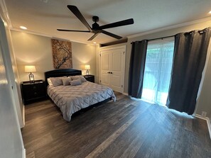 3 quartos, ferros/tábuas de passar roupa, Wi-Fi, roupa de cama