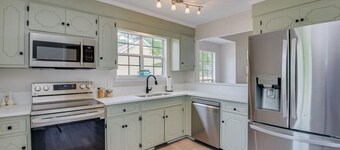 Southern Comfort Close to Golf, Downtown Aiken & Horse Park