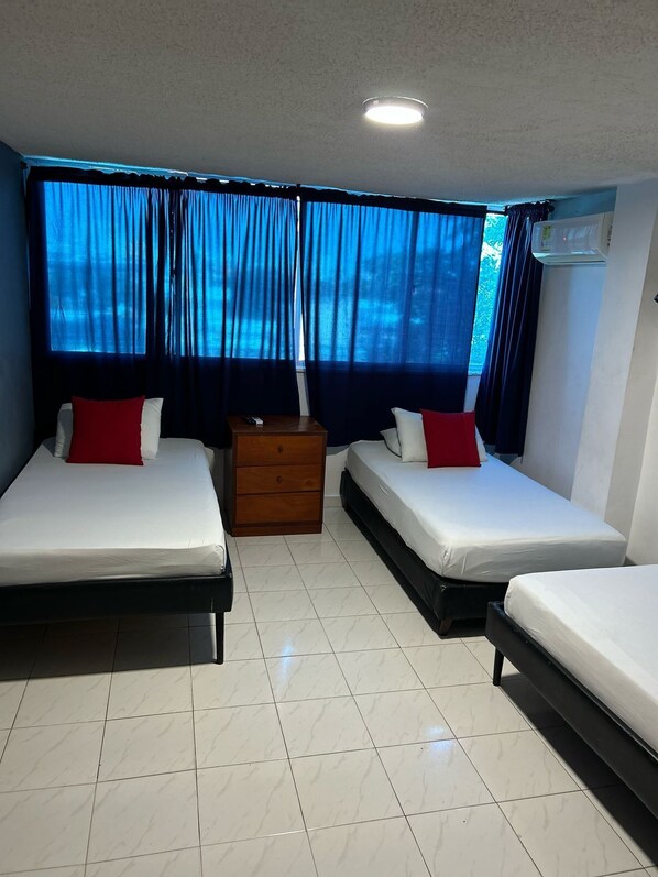 Superior Room, Multiple Beds, Air conditioning | Desk, free WiFi