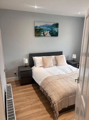 3 bedrooms, free WiFi, bed sheets