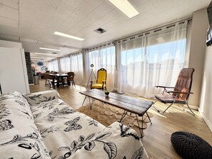 TV - Gare à pied – 5 chambres, confort & espace (Lorient)