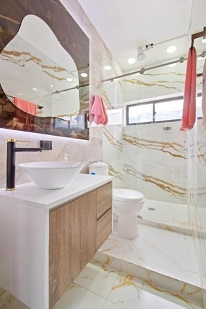 Imagen sin descripción, 4 de 20, botón