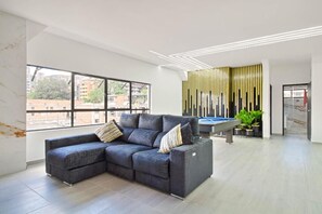 Imagen sin descripción, 2 de 20, botón