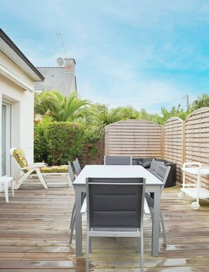 Outdoor dining - Escapade à Riantec à 900m des plages (Riantec)