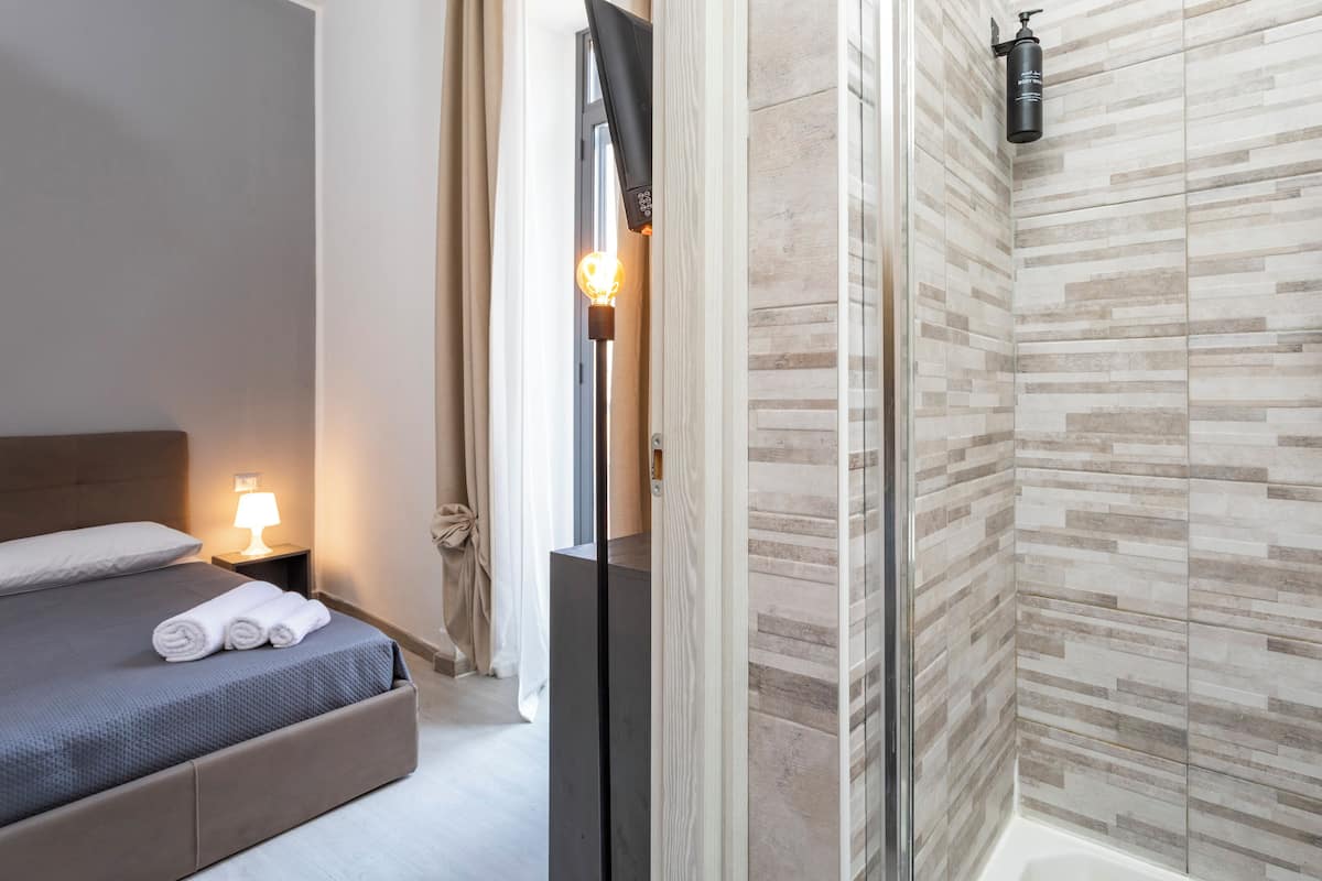 Chambre Double, non-fumeurs, salle de bains privée | Bureau, Wi-Fi gratuit