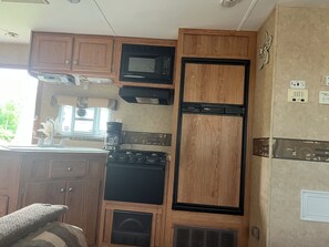 Microwave, stovetop