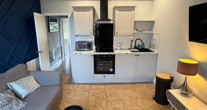 Cosy Perth Apartment With Stunning Views