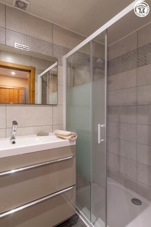 Shower, hair dryer