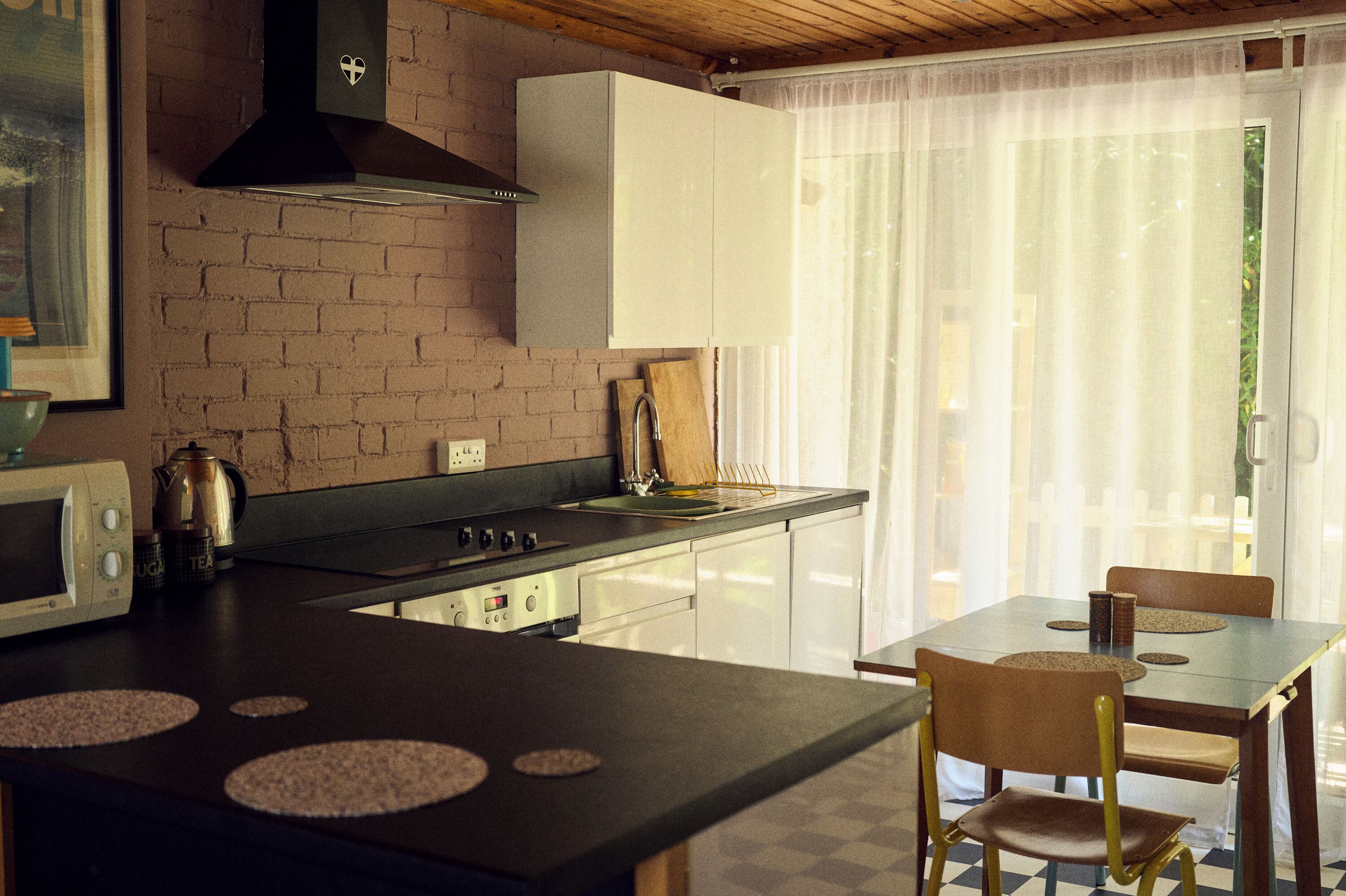 微波炉、烤箱、炉灶、洗碗机