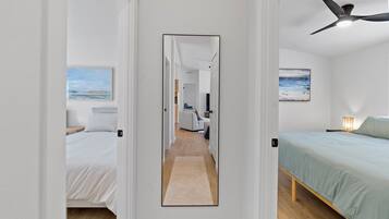 3 makuuhuonetta, silitysrauta/-lauta, Wi-Fi, vuodevaatteet