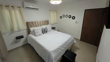 2 bedrooms, iron/ironing board, free WiFi, bed sheets