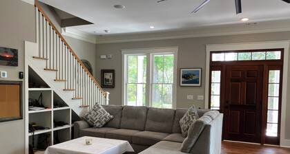 This lovely home is just half mile from the gates of Paris Island