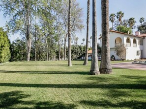 Property grounds - Marmar Estate - Beverly Hills (Beverly Hills)