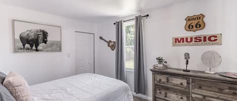 3 bedrooms, free WiFi, bed sheets