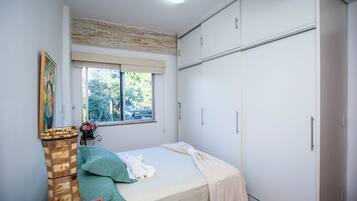 3 soverom, strykejern/-brett, wi-fi (inkludert) og sengetøy