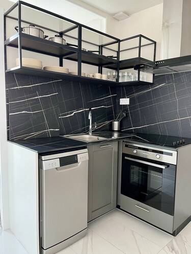 Cosy apartment next to metro 7