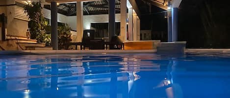 Piscina all'aperto