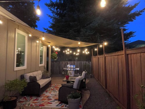 Conveniently located, 2 bedroom w/charming patio