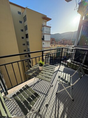 Outdoor dining - Central Studio in Torremolinos (Torremolinos)