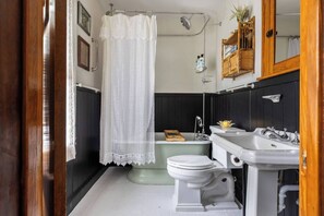 淋浴設備、風筒、提供毛巾