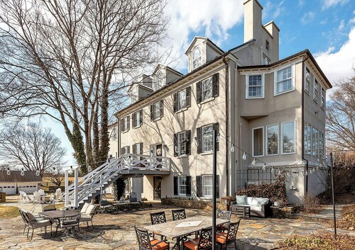 9BR Provenance Manor – Weddings, Gatherings & Bourbon Experiences