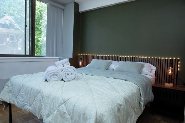 1 bedroom, iron/ironing board, bed sheets