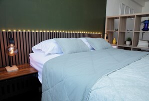1 Schlafzimmer, Bügeleisen/Bügelbrett, Bettwäsche