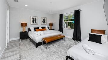 4 sovrum, skrivbord, strykjÀrn/strykbrÀda och resesÀng