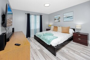 4 bedrooms, desk, iron/ironing board, free WiFi