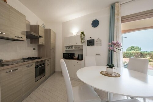 LE MUSE Residence - your REFUGE by the sea in Borgo Punta Tegge La Maddalena