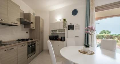 LE MUSE Residence - your REFUGE by the sea in Borgo Punta Tegge La Maddalena