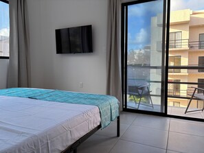 2 Schlafzimmer, Schreibtisch, Bügeleisen/Bügelbrett, kostenloses WLAN