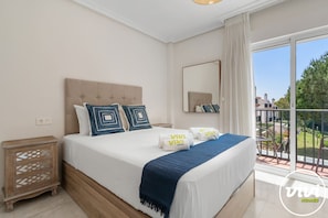3 bedrooms, in-room safe, iron/ironing board, free WiFi