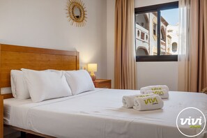 2 Schlafzimmer, Zimmersafe, Bügeleisen/Bügelbrett, kostenloses WLAN