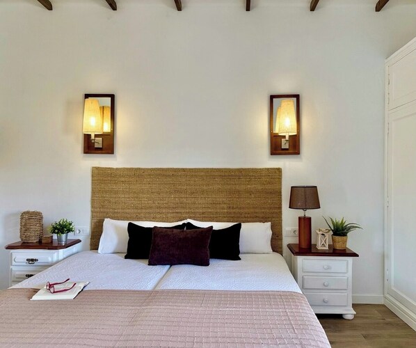 1 chambre, fer et planche à repasser, Wi-Fi, draps fournis