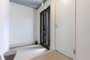 Villa, Nichtraucher (Swimming pool/BBQ/2CarsOK/Onna14E)