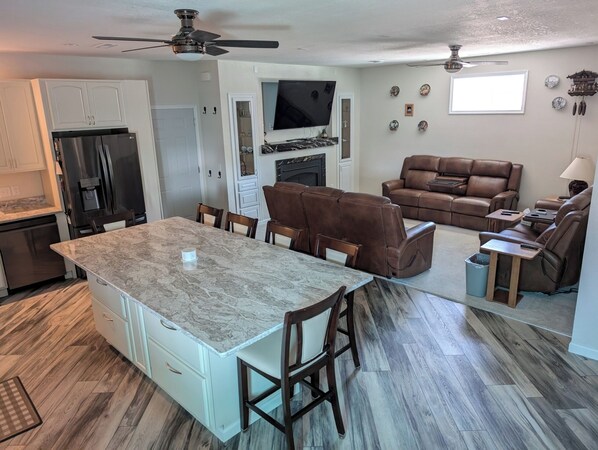 Smart TV, fireplace, printers